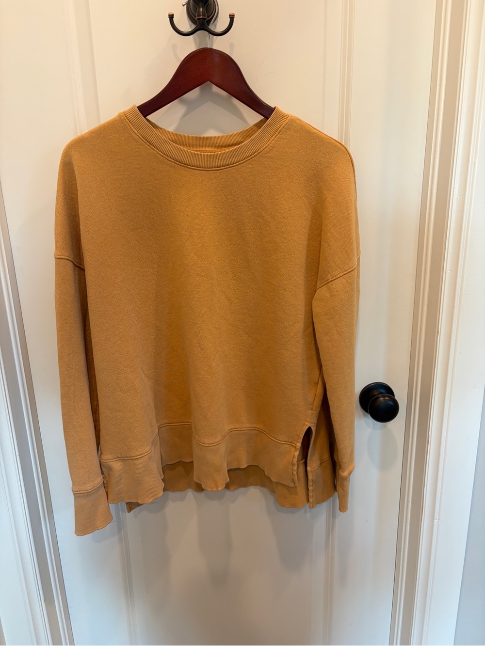 Casual Crewneck Sweater - Mustard- Large